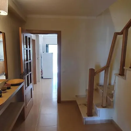 Casa De Royal - Da Alagoa, Altura